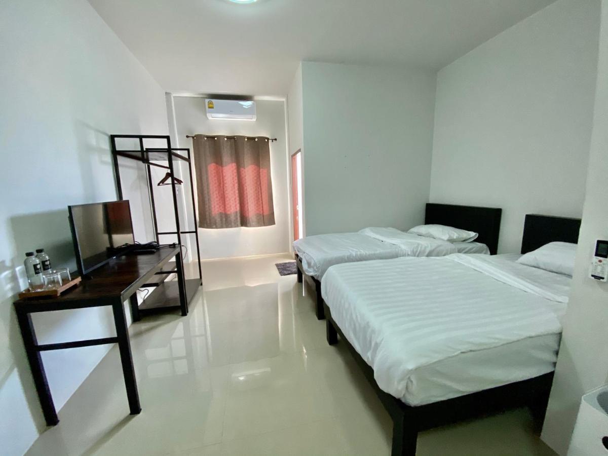 Jaidee Cafe & Hostel Chiangrai Ban Fang Min Exterior photo