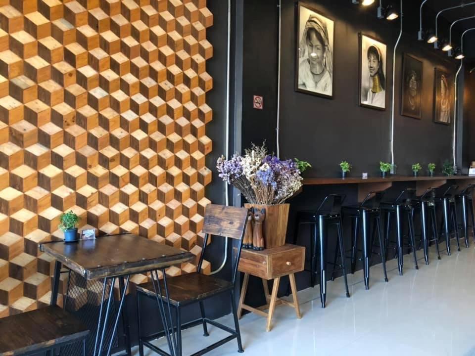Jaidee Cafe & Hostel Chiangrai Ban Fang Min Exterior photo